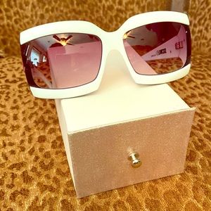 Gatorz Sunglasses!❣️